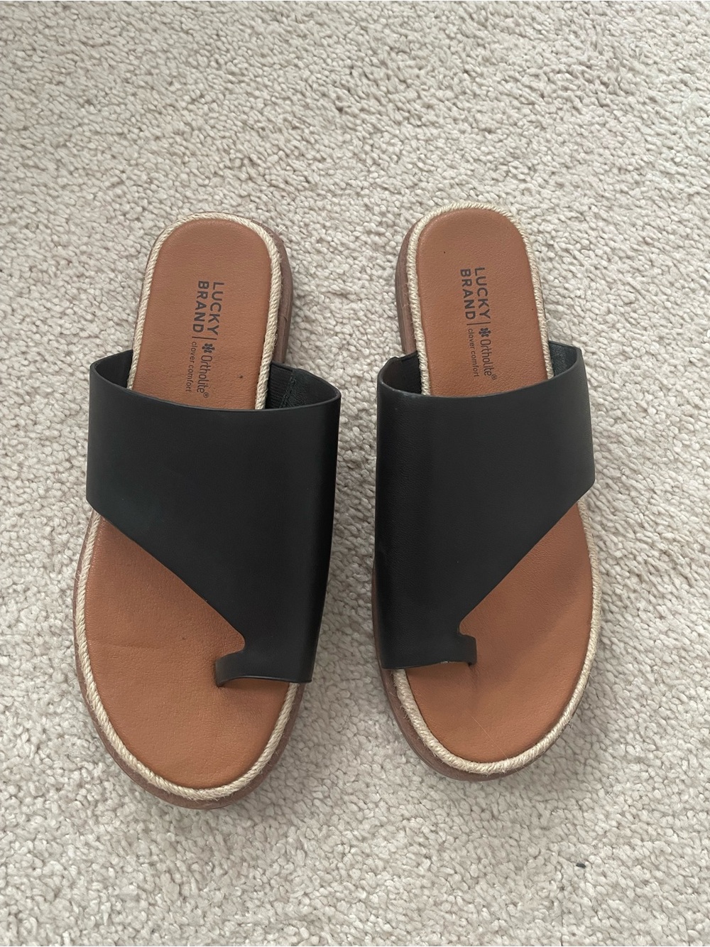 Lucky Brand Black and Tan Slide Sandals